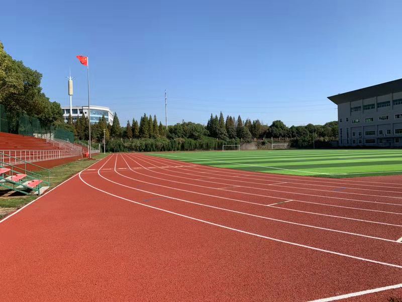 東華理工大學(xué)廣蘭校區(qū)田徑場(chǎng)改造工程圓滿竣工